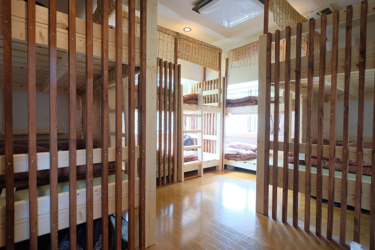 Готель Tokiwa Kamakura Backpackers Екстер'єр фото